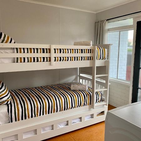 Вилла The Ngarata Nest ~ Amazing Location In Downtown Mount Маунт-Маунгани Экстерьер фото